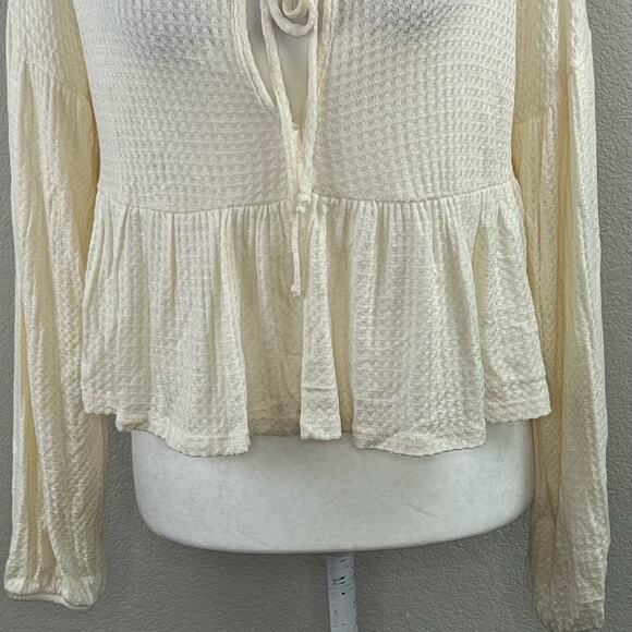 Lush Cream Waffle Knit Tie Front Peplum Babydoll Top Oversized Small/Medium NWT - Picture 6 of 13